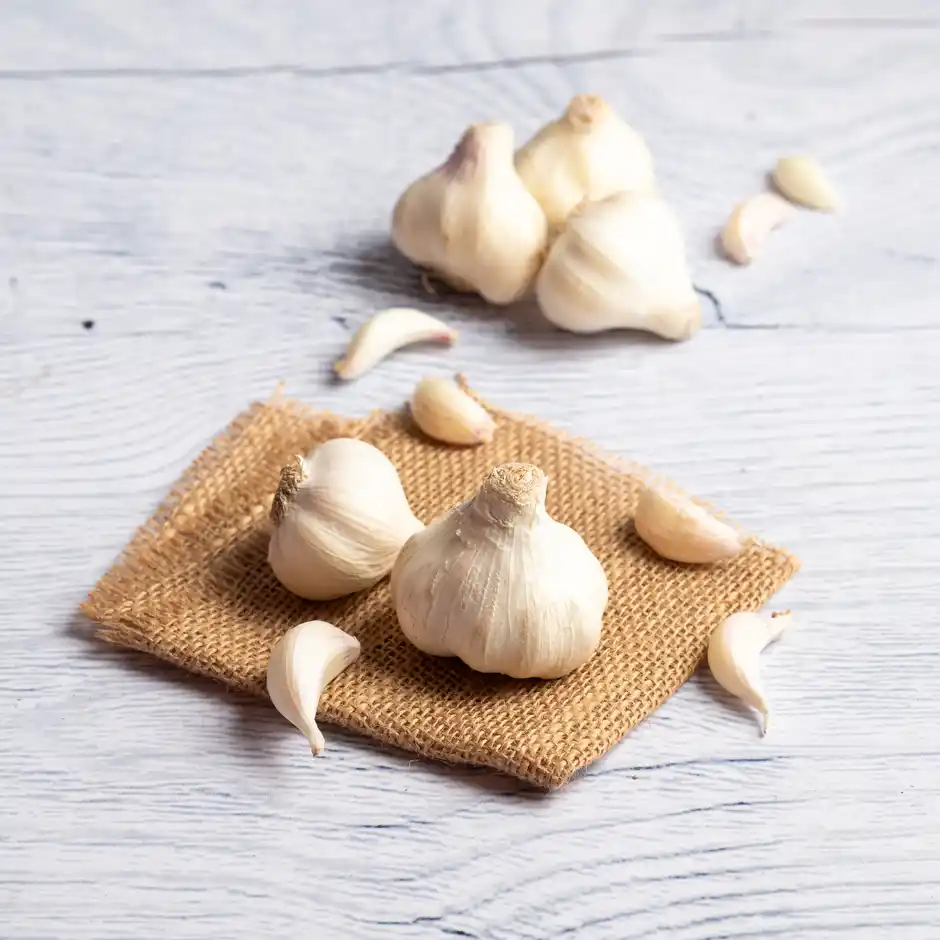 Fresh Farm Garlic (Lehsun) 200 g